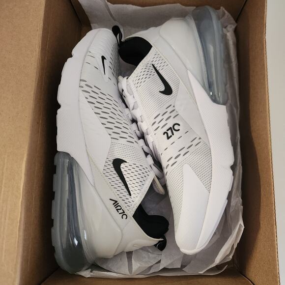 Nike Men\'s Air Max 270 Shoes, White/Black-White, 8.5 main image 8